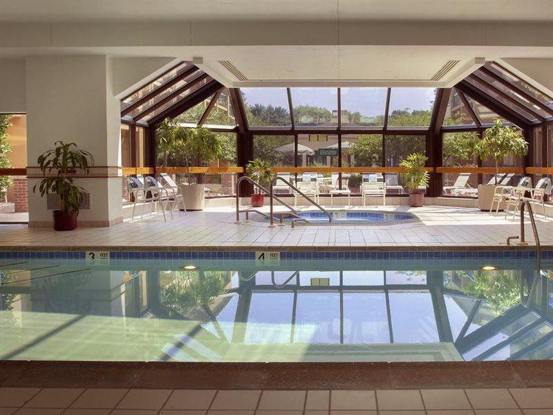 Courtyard Philadelphia Willow Grove Bagian luar foto