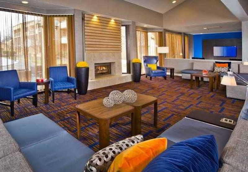 Courtyard Philadelphia Willow Grove Bagian luar foto